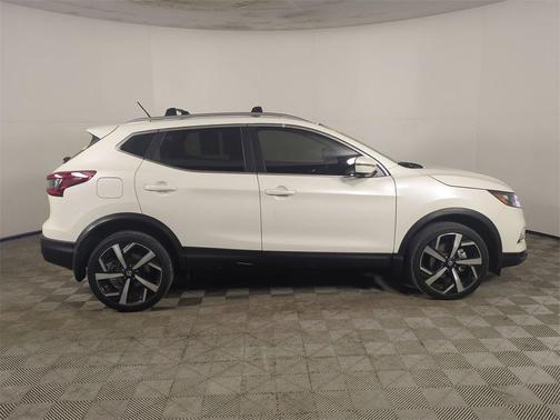 2021 Nissan Rogue Sport SL