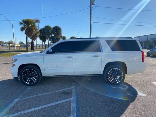 2019 Chevrolet Suburban Premier