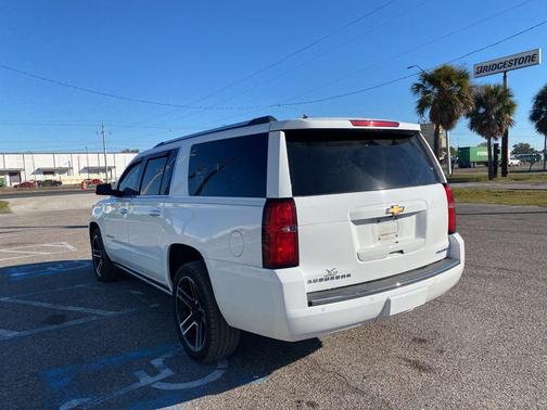 2019 Chevrolet Suburban Premier