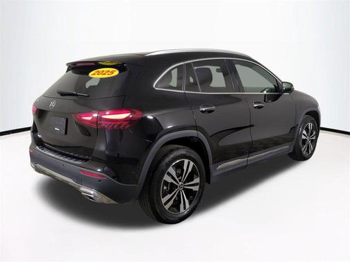 2025 Mercedes-Benz GLA 250 4MATIC