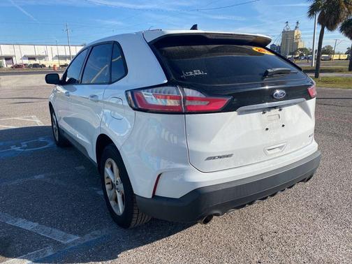 2019 Ford Edge SE