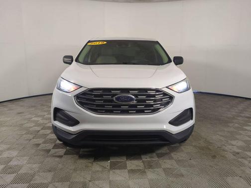 2019 Ford Edge SE