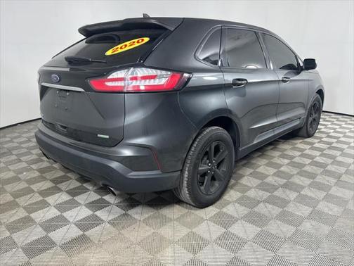 2020 Ford Edge SE