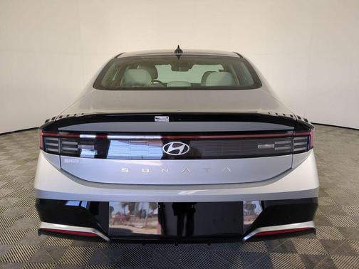 2026 Hyundai SONATA SEL