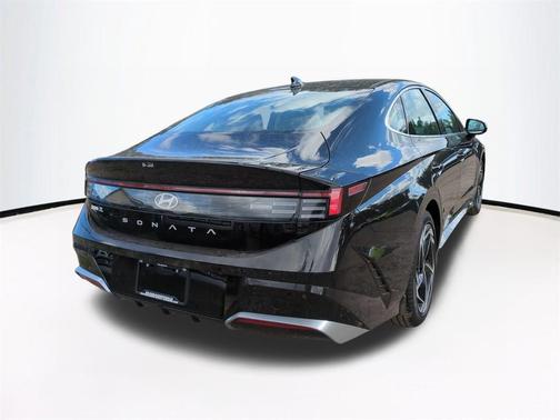 2026 Hyundai SONATA SEL