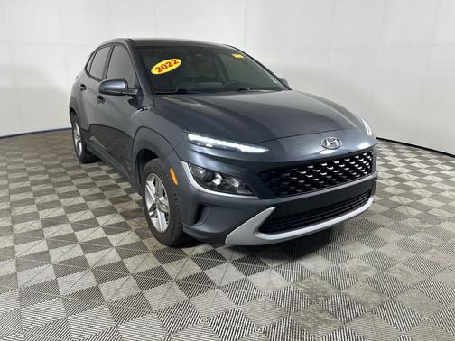 2022 Hyundai KONA SE