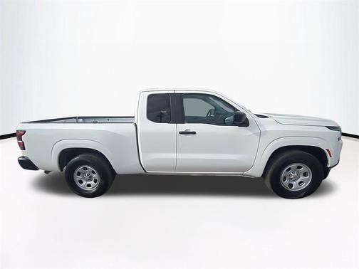2023 Nissan Frontier S