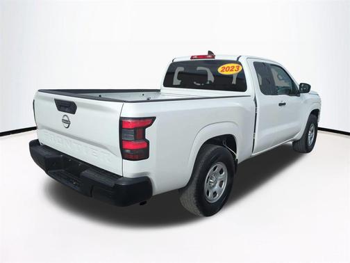 2023 Nissan Frontier S
