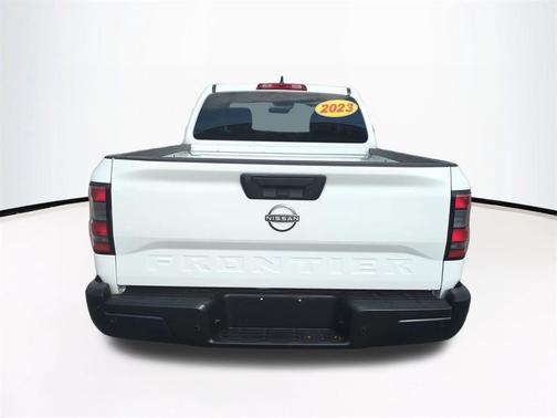 2023 Nissan Frontier S
