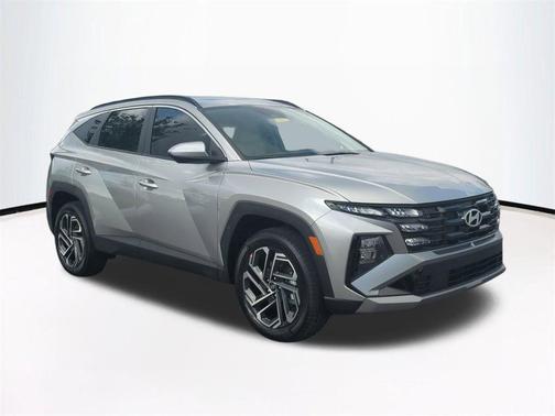 Shimmering Silver 2026 Hyundai TUCSON SEL