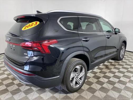 2023 Hyundai SANTA FE SEL 2.4