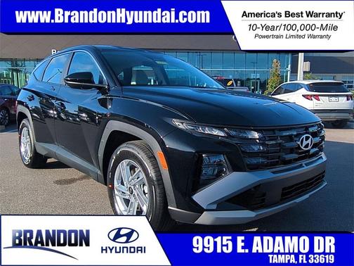 2026 Hyundai TUCSON SE