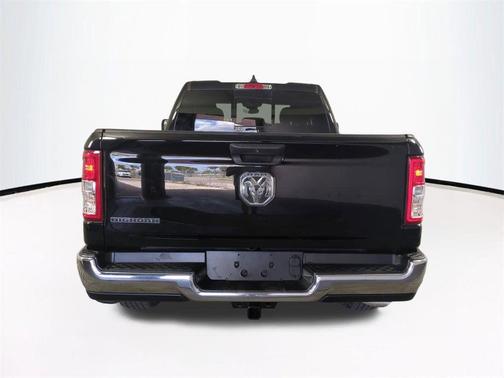 Diamond Black Crystal Pearlcoat 2023 RAM 1500 Big Horn/Lone Star