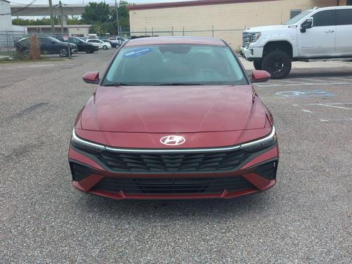 Ultimate Red 2024 Hyundai ELANTRA SE
