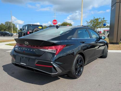 2026 Hyundai ELANTRA Sport