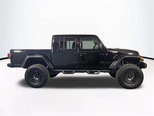 2025 Jeep Gladiator Nighthawk
