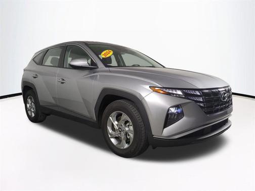 2024 Hyundai TUCSON SE