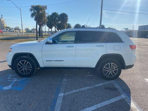 Bright White Clearcoat 2019 Jeep Grand Cherokee Limited