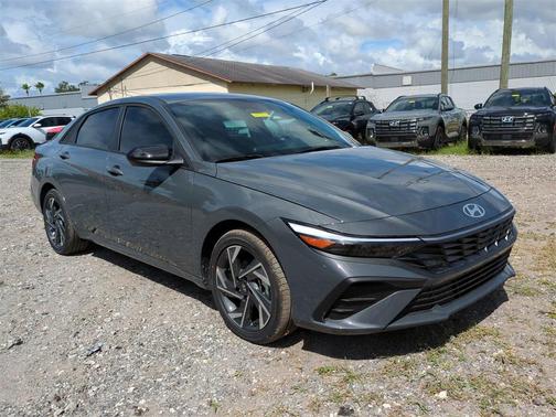 2025 Hyundai ELANTRA HEV SEL Sport