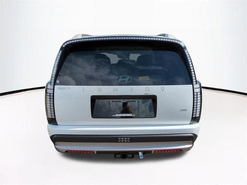 2026 Hyundai IONIQ 9 SE