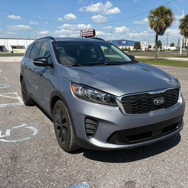 Everlasting Silver 2020 Kia Sorento S
