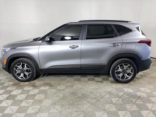 2023 Kia Seltos EX