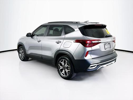 2023 Kia Seltos EX