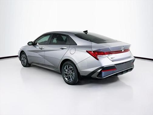 2025 Hyundai ELANTRA HEV Blue