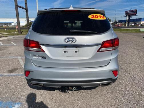 2019 Hyundai Santa Fe XL SE