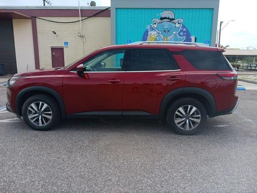 Scarlet 2025 Nissan Pathfinder SL FWD