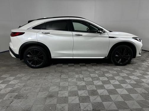 2022 INFINITI QX55 SENSORY