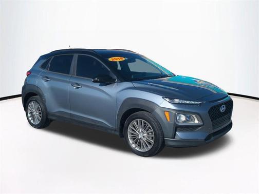 Sonic Silver w/Black Roof 2018 Hyundai KONA SEL