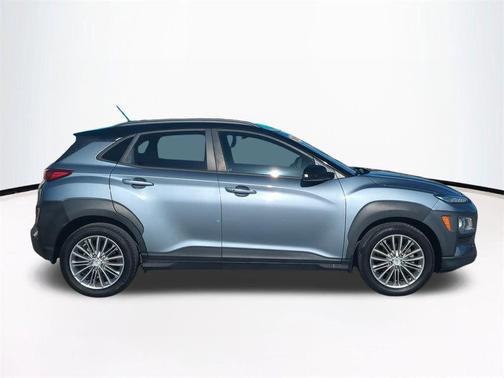 Sonic Silver w/Black Roof 2018 Hyundai KONA SEL