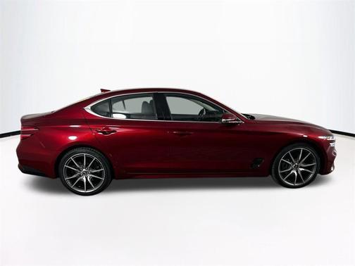 2023 Genesis G70 2.0T RWD