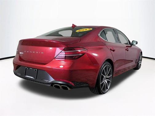 2023 Genesis G70 2.0T RWD