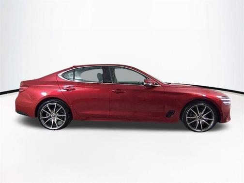 2023 Genesis G70 2.0T RWD