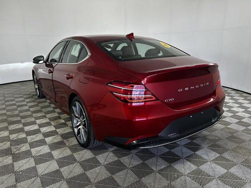 2023 Genesis G70 2.0T RWD