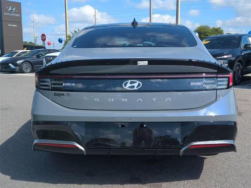 2025 Hyundai SONATA SEL