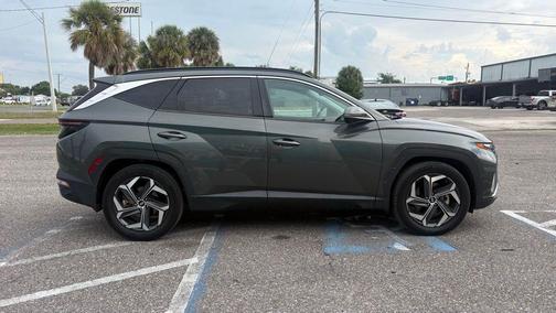 Amazon Gray 2022 Hyundai TUCSON Limited