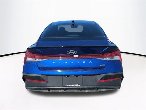 2025 Hyundai ELANTRA HEV SEL Sport