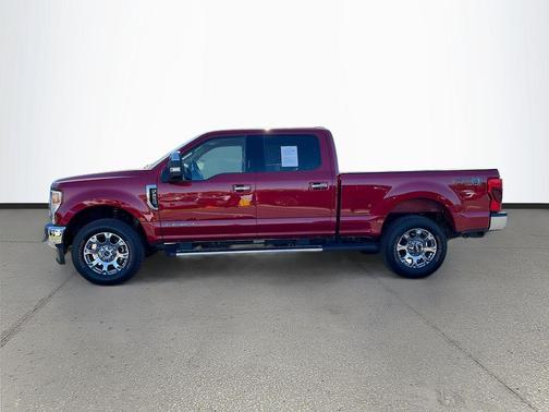 Rapid Red Metallic Tinted Clearcoat 2022 Ford F-250 Lariat