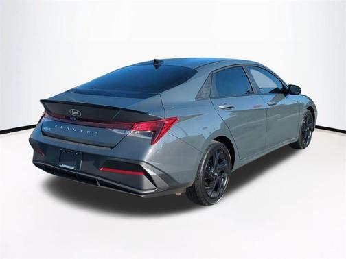 2026 Hyundai ELANTRA Sport