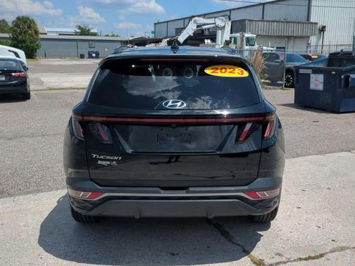 Phantom Black 2023 Hyundai TUCSON SEL
