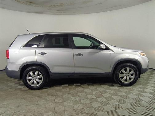 2013 Kia Sorento LX