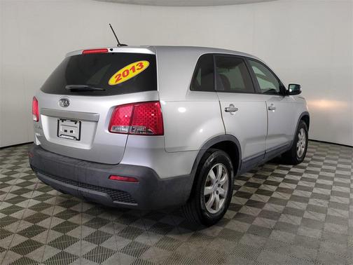 2013 Kia Sorento LX