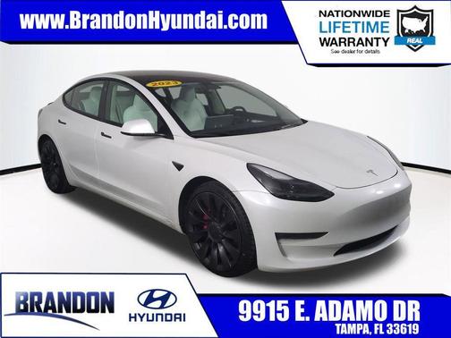 Pearl White Multi-Coat 2023 Tesla Model 3 Performance