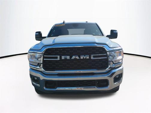 2024 RAM 3500 Big Horn Crew Cab 4x4 8' Box