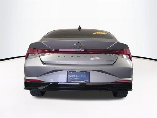2022 Hyundai ELANTRA Limited