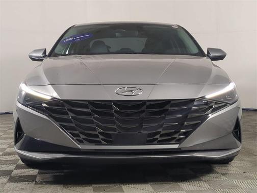 2022 Hyundai ELANTRA Limited