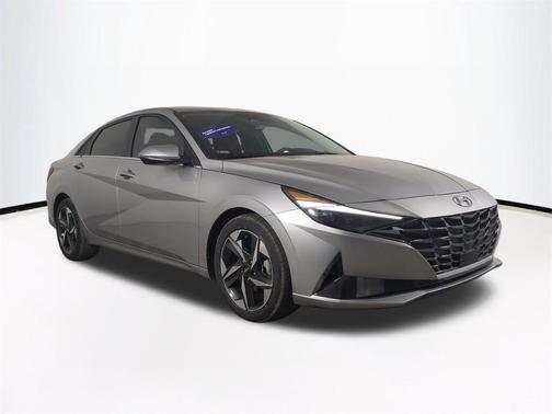 2022 Hyundai ELANTRA Limited